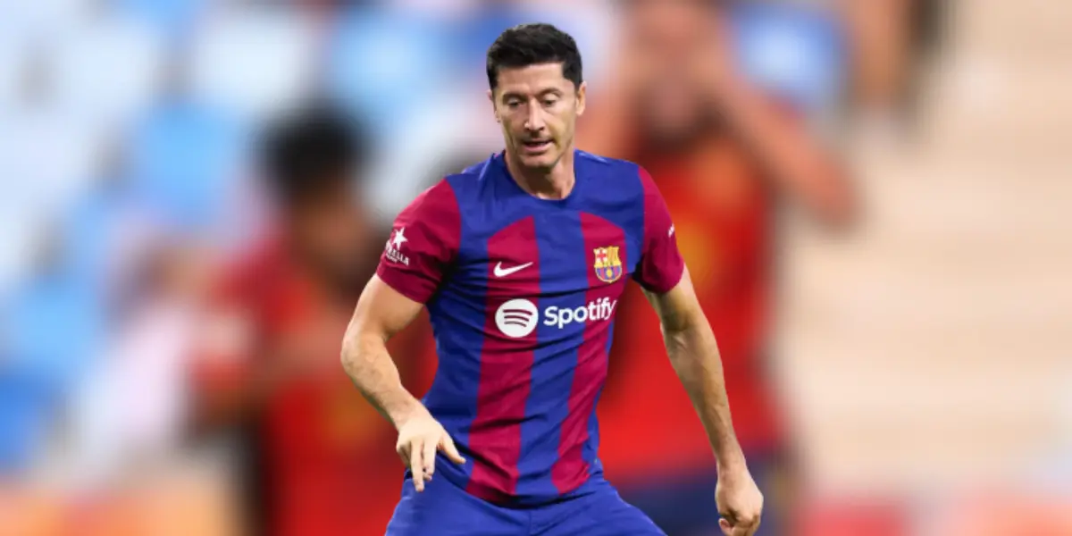 El Barça está pasando por una crisis en la ofensiva muy importante ya que sus delanteros no pueden convertir con facilidad y Lewandowski hace meses que ve puerta