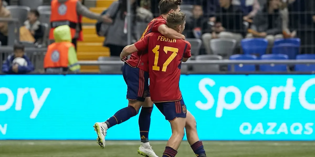 El canterano de 20 años del Barça está teniendo un momento muy bueno en el Barça e inició con el pie derecho en la selección sub-21, lo que le llevaría a una mejora 