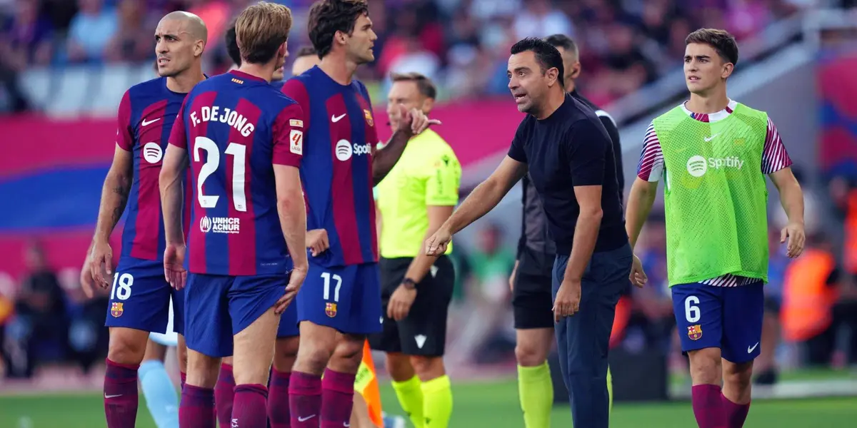 El conjunto blaugrana lo está pasando mal en estos primeros 45 minutos del partido ante el Celta ya que pierde, no juega bien y encima Frenkie salió con molestias 