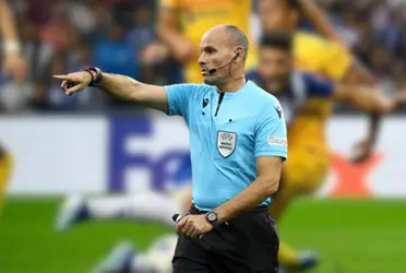 El ex árbitro profesional hasta el torneo pasado, Mateu Lahoz, se quejó del arbitraje de ayer en el Porto-Barça y dijo algunas cosas que enfadaron a los culés 