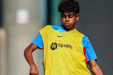 El joven jugador de la masía volvió a entrenar con el primer equipo