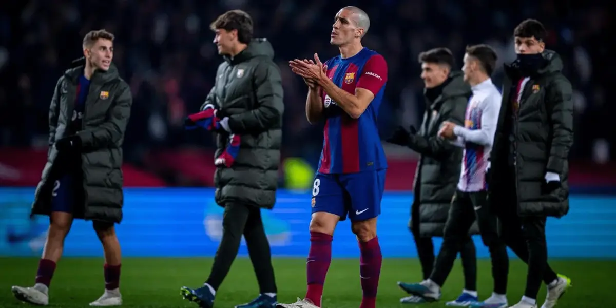 El pivote no la ha estado pasando nada bien, principalmente por su rendimiento en el Barça, y este fue el gesto de los hinchas para él en el día de ayer 