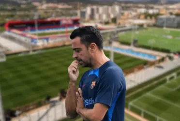 Xavi arma un rompecabezas con el XI para el duelo de este sábado